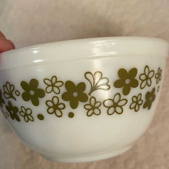 Vintage Pyrex Spring Blossom Crazy Daisy Bowl 402 - Picture 7 of 8